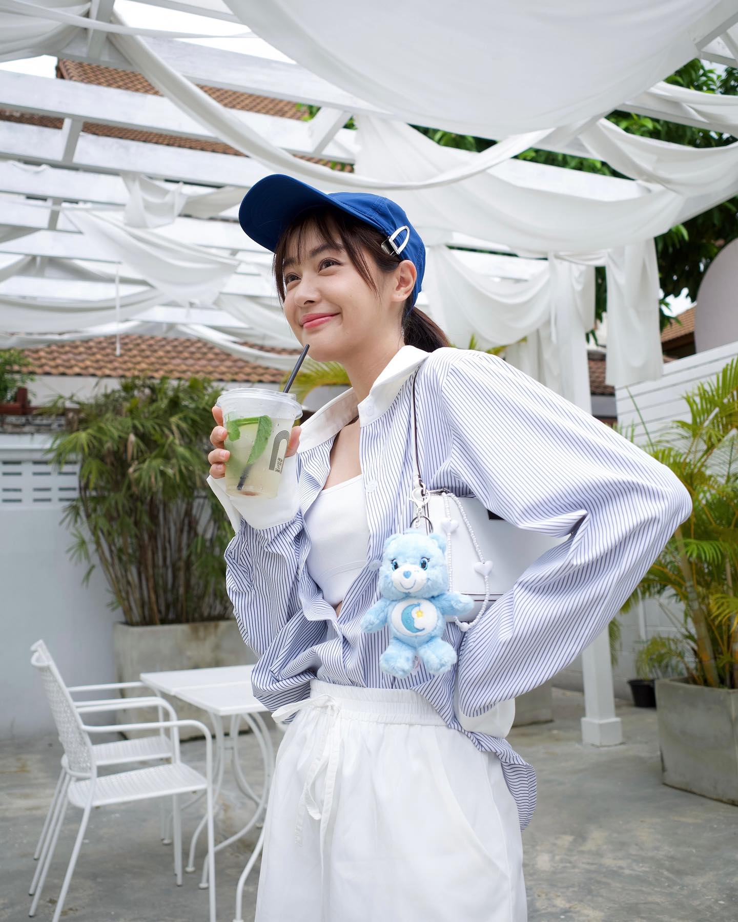 อุ้ม อิษยา