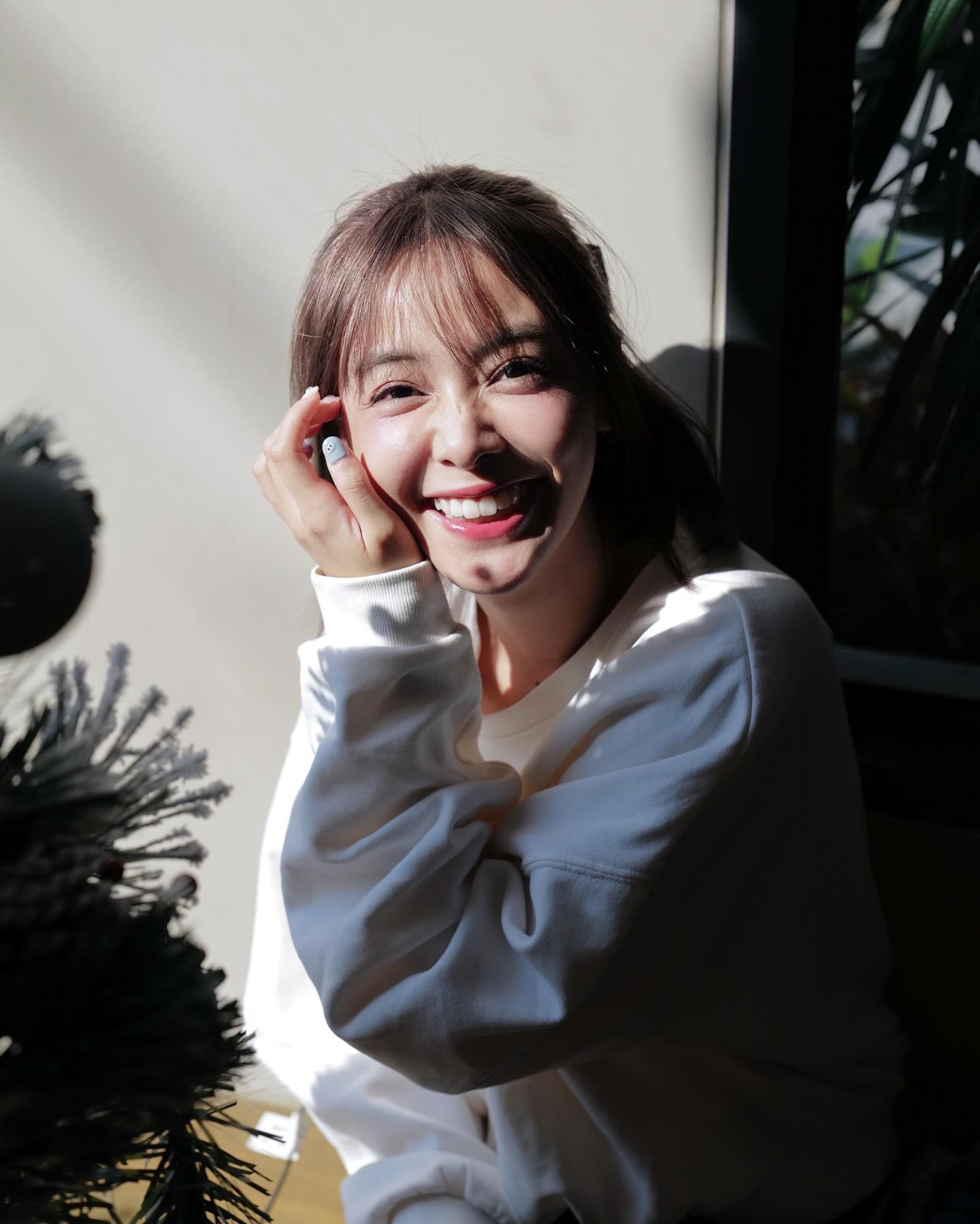 อุ้ม อิษยา