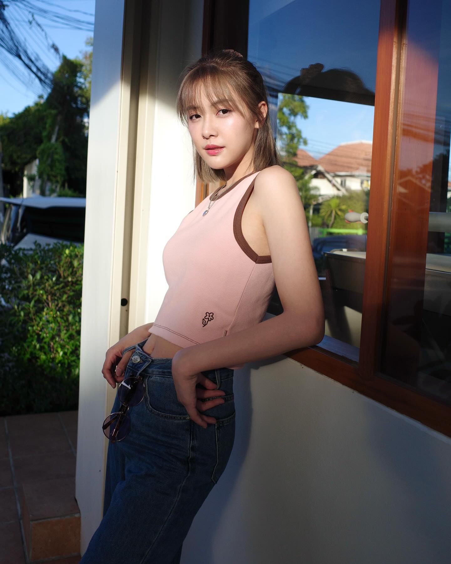 อุ้ม อิษยา