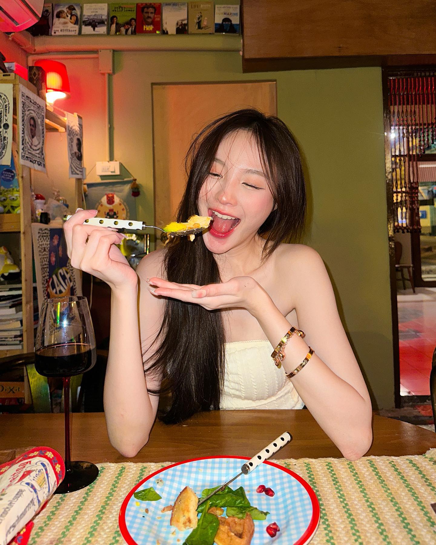 พิมพ์ กรกนก