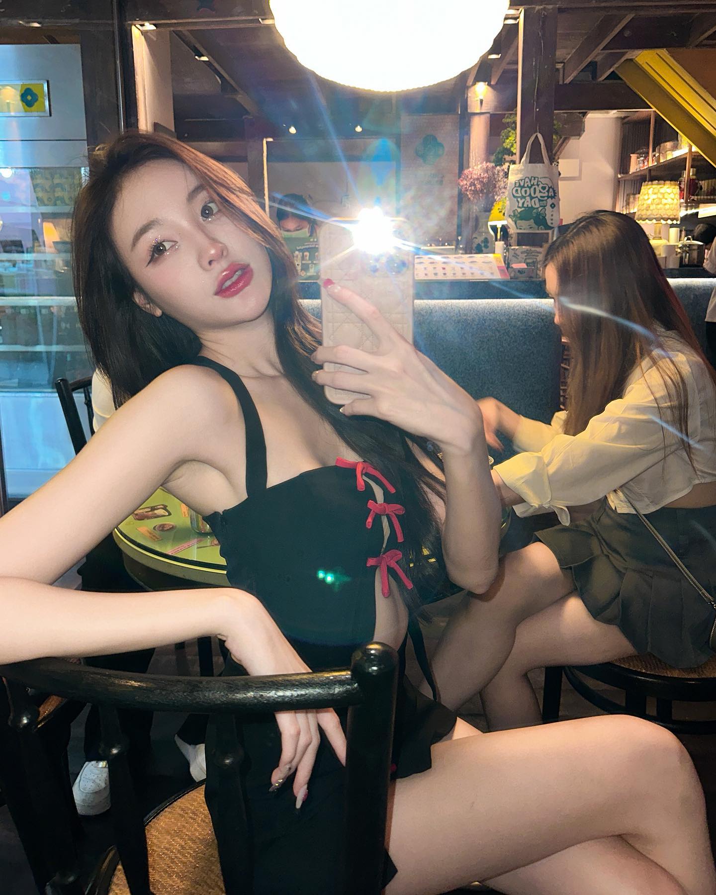 พิมพ์ กรกนก