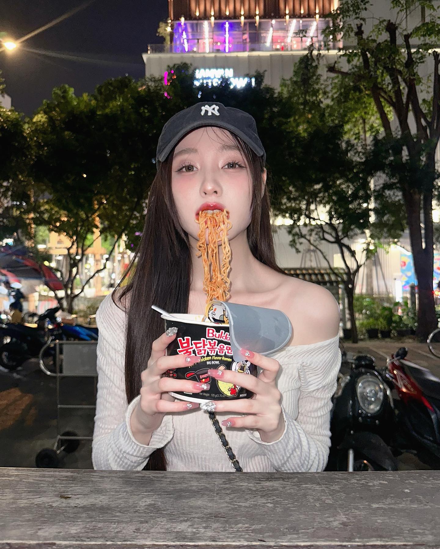 พิมพ์ กรกนก