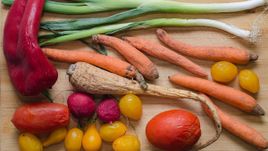 6 วิธีนำผักเหี่ยวมาใช้ใหม่ให้เกิดประโยชน์ ไม่ต้องทิ้ง