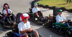 คลิปการแข่ง Mario Kart เวอร์ชั่นคนจริง 7