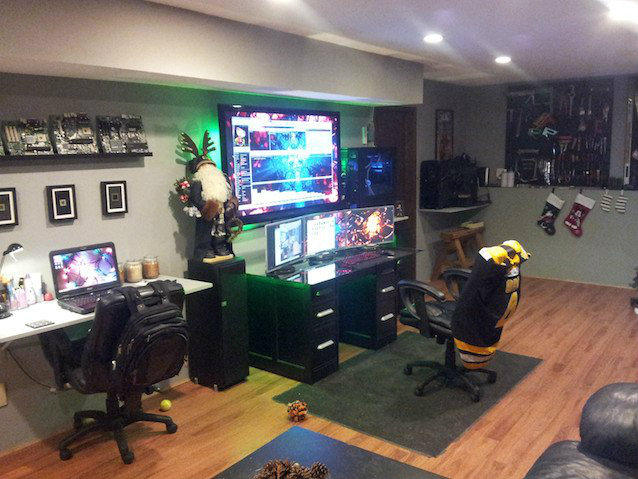 โต๊ะคอมไฮโซ