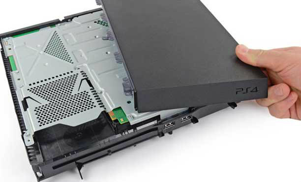 ชำแหละดูเมนบอร์ด PS4 CUH-1200 รุ่นใหม่ ทำไมถึงกินไฟน้อยลง