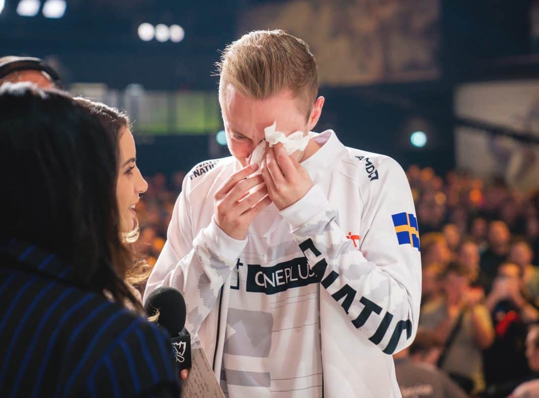 น้ำตาแห่งความดีใจ Rekkles ร้องไห้อีกครั้งหลังสามารถคว่ำ RNG และเข้าสู่รอบ Playoff ของ World 2019 ได้สำเร็จ