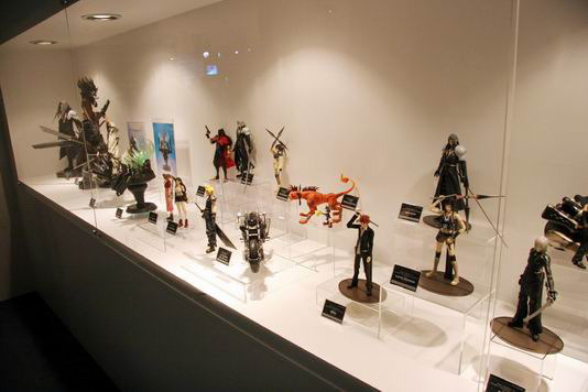 <b>FINAL FANTASY VII 10th ANNIVERSARY Gallery</b> [News]