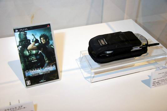 <b>FINAL FANTASY VII 10th ANNIVERSARY Gallery</b> [News]