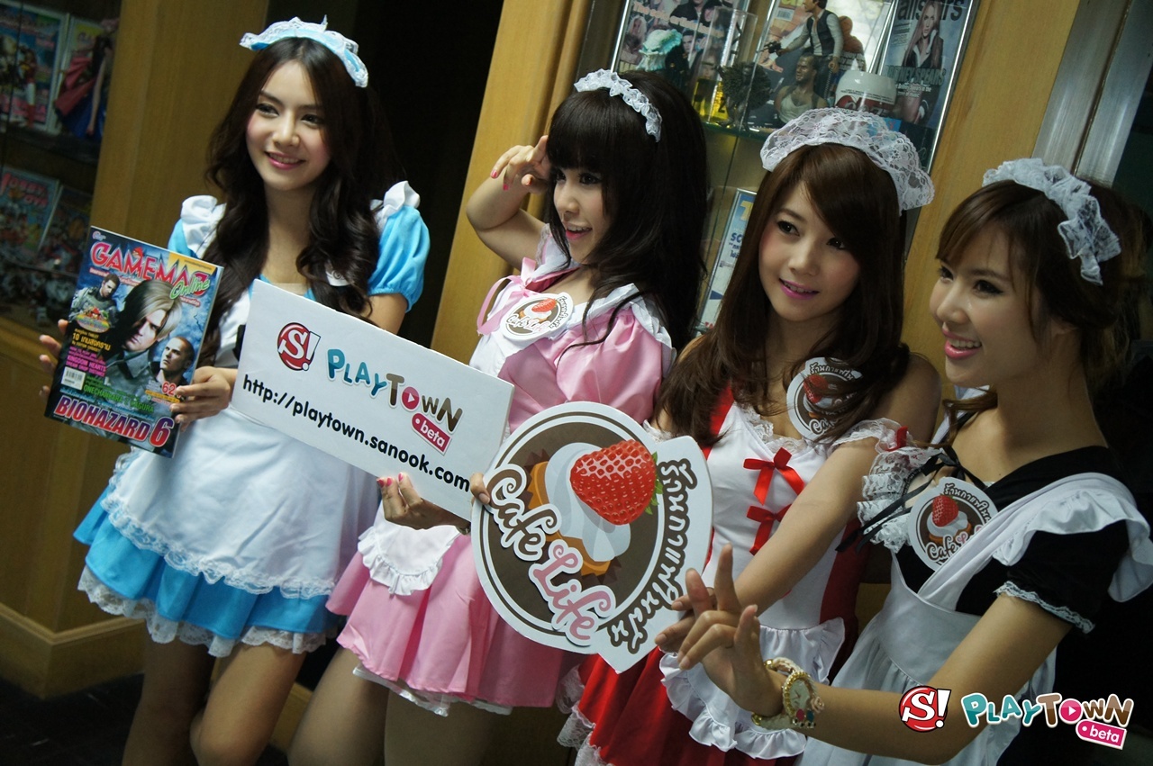 Gallery รวมภาพสาวๆ Cafe Life ในชุด Maid สุดน่ารัก