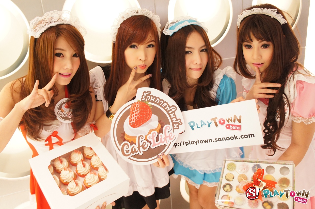 Gallery รวมภาพสาวๆ Cafe Life ในชุด Maid สุดน่ารัก