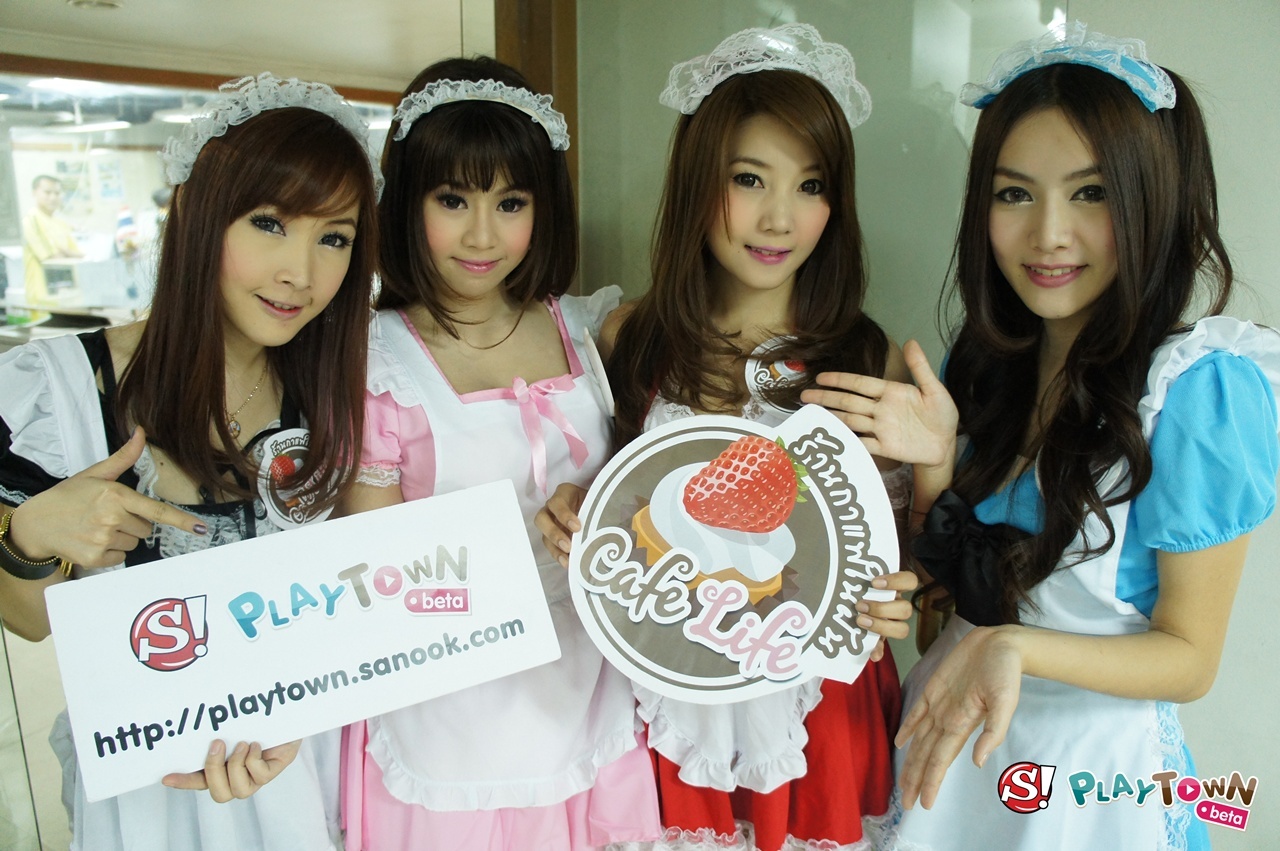 Gallery รวมภาพสาวๆ Cafe Life ในชุด Maid สุดน่ารัก