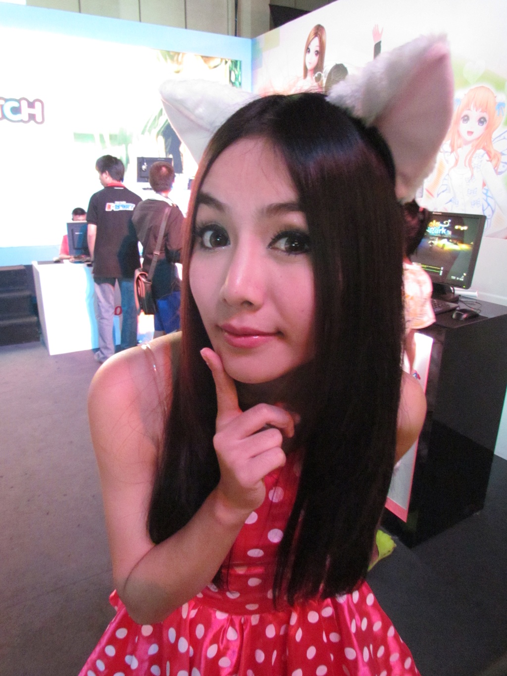 เก็บตกสาวๆพริตตี้งาน BIG FES 2011