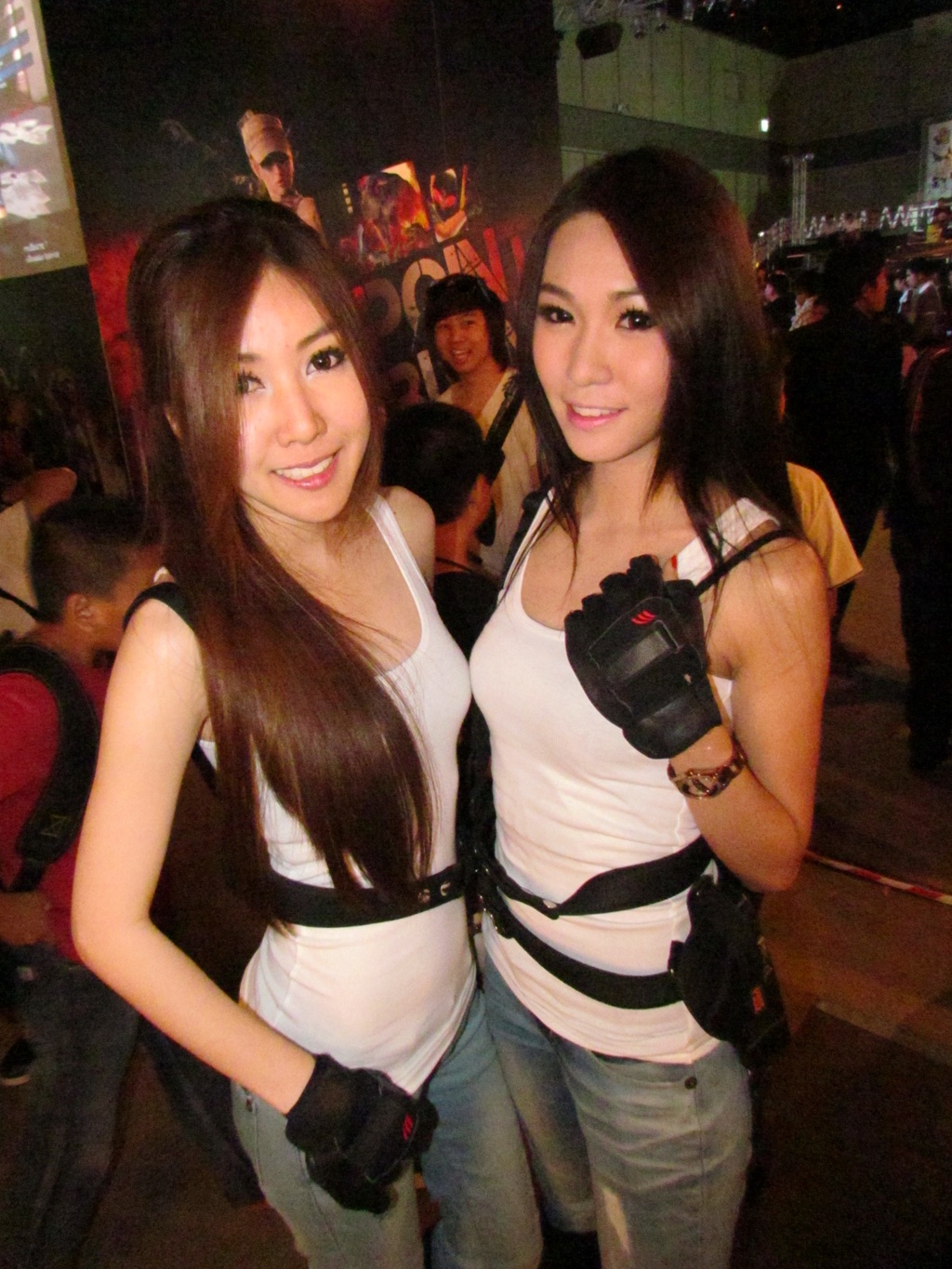 เก็บตกสาวๆพริตตี้งาน BIG FES 2011