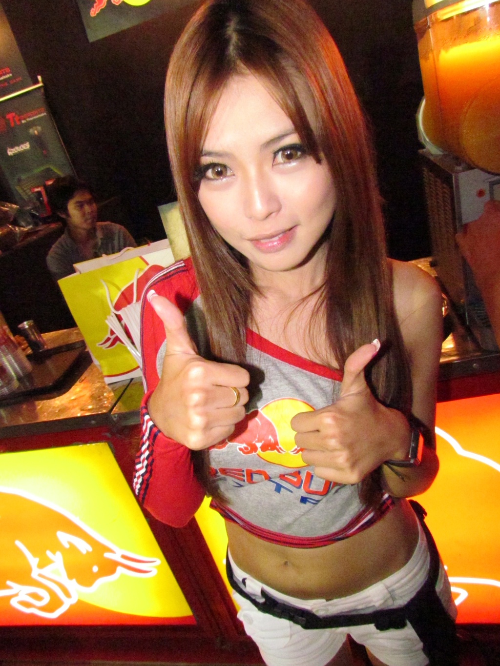 เก็บตกสาวๆพริตตี้งาน BIG FES 2011