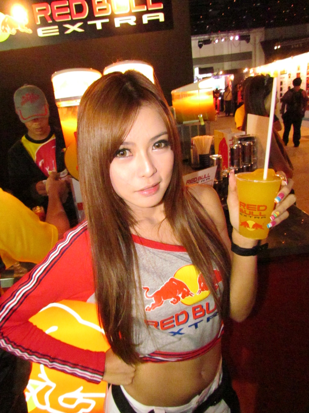 เก็บตกสาวๆพริตตี้งาน BIG FES 2011