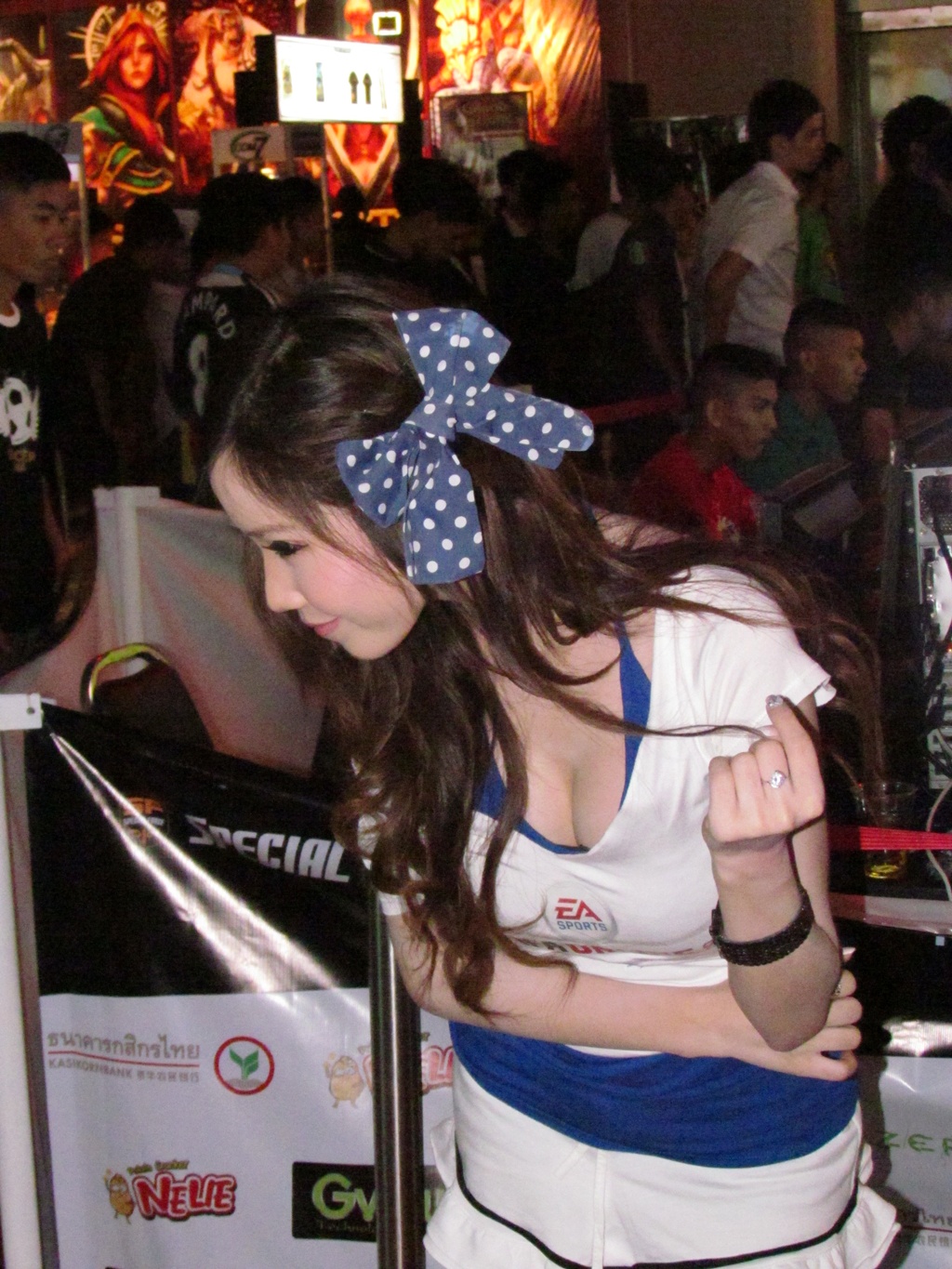 เก็บตกสาวๆพริตตี้งาน BIG FES 2011