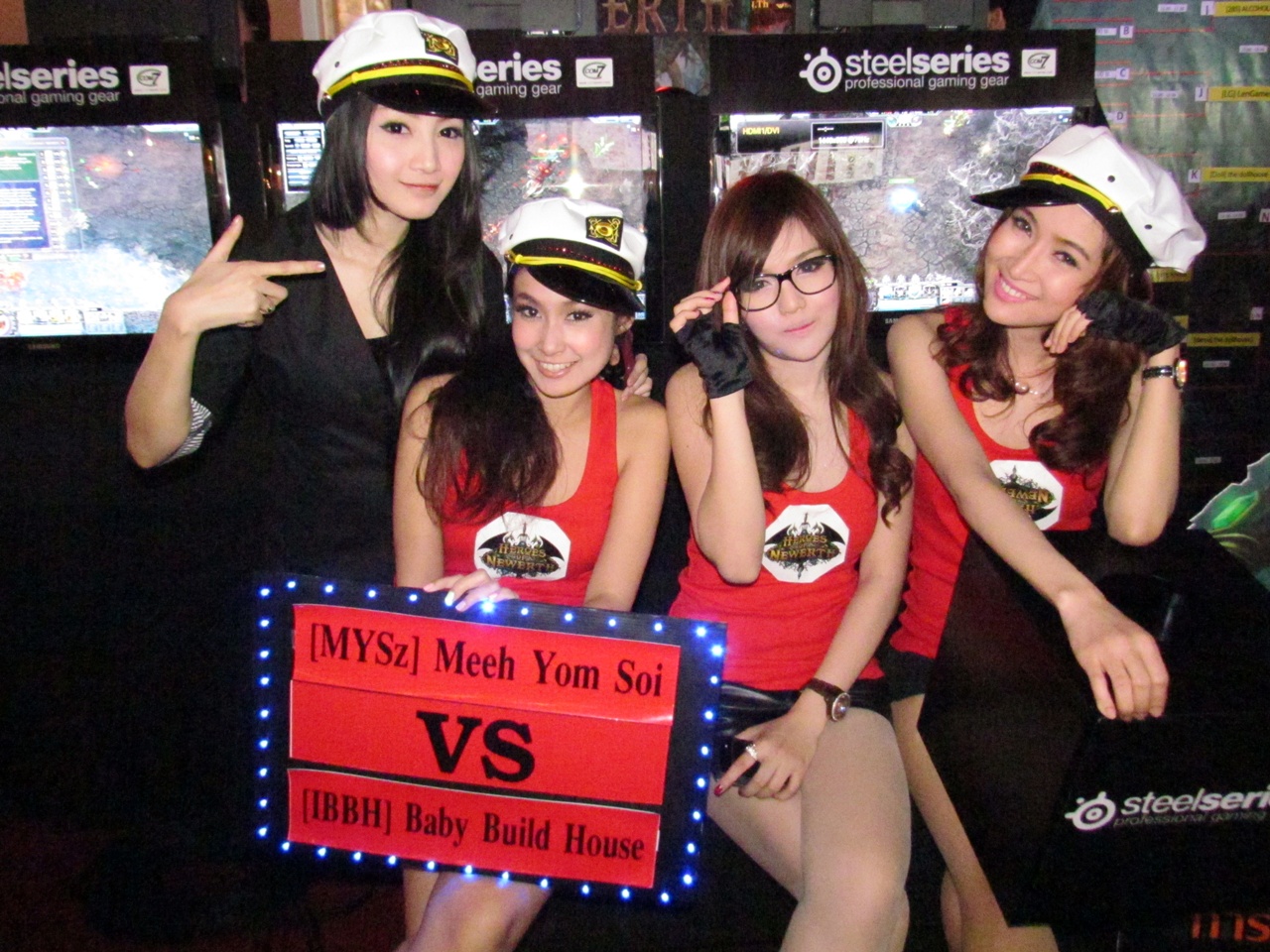 เก็บตกสาวๆพริตตี้งาน BIG FES 2011