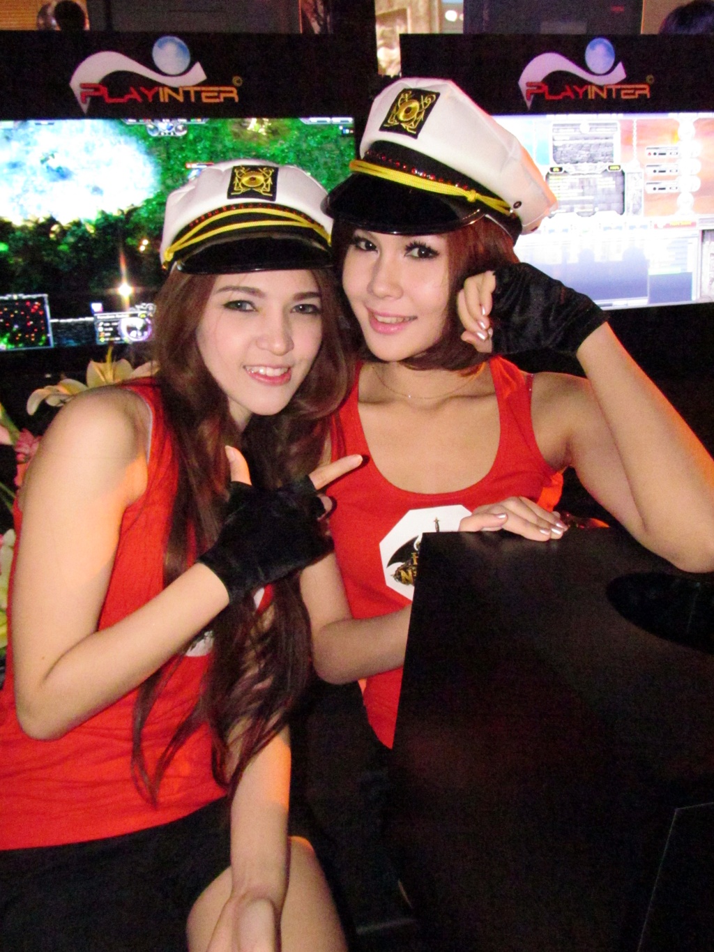 เก็บตกสาวๆพริตตี้งาน BIG FES 2011