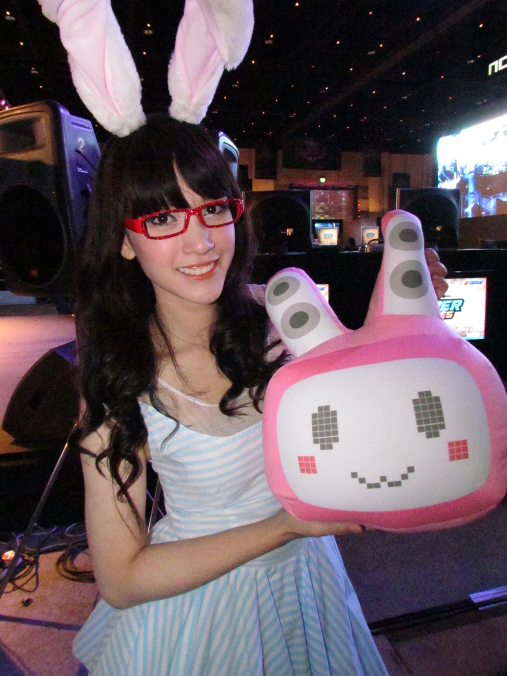 เก็บตกสาวๆพริตตี้งาน BIG FES 2011