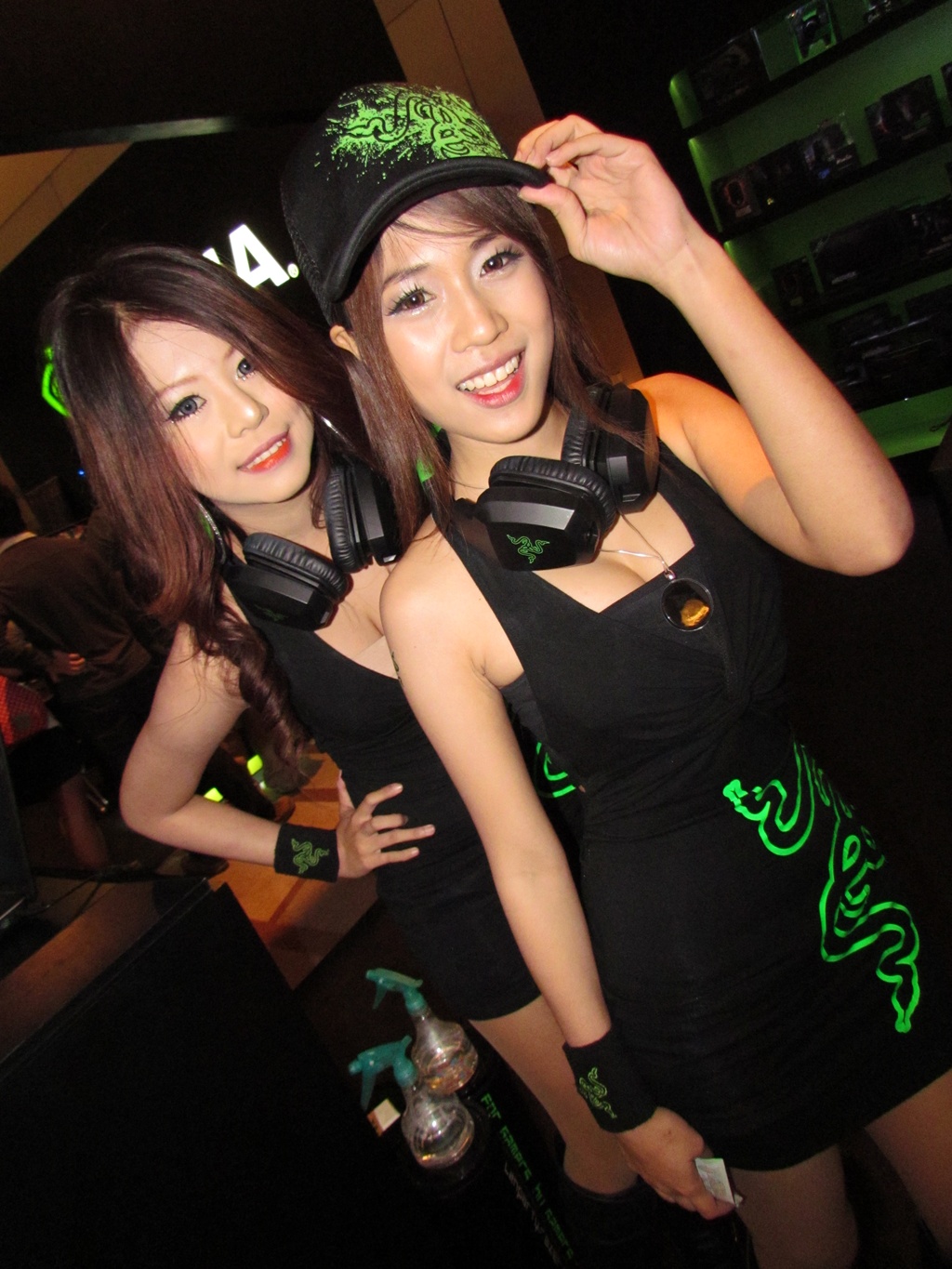 เก็บตกสาวๆพริตตี้งาน BIG FES 2011