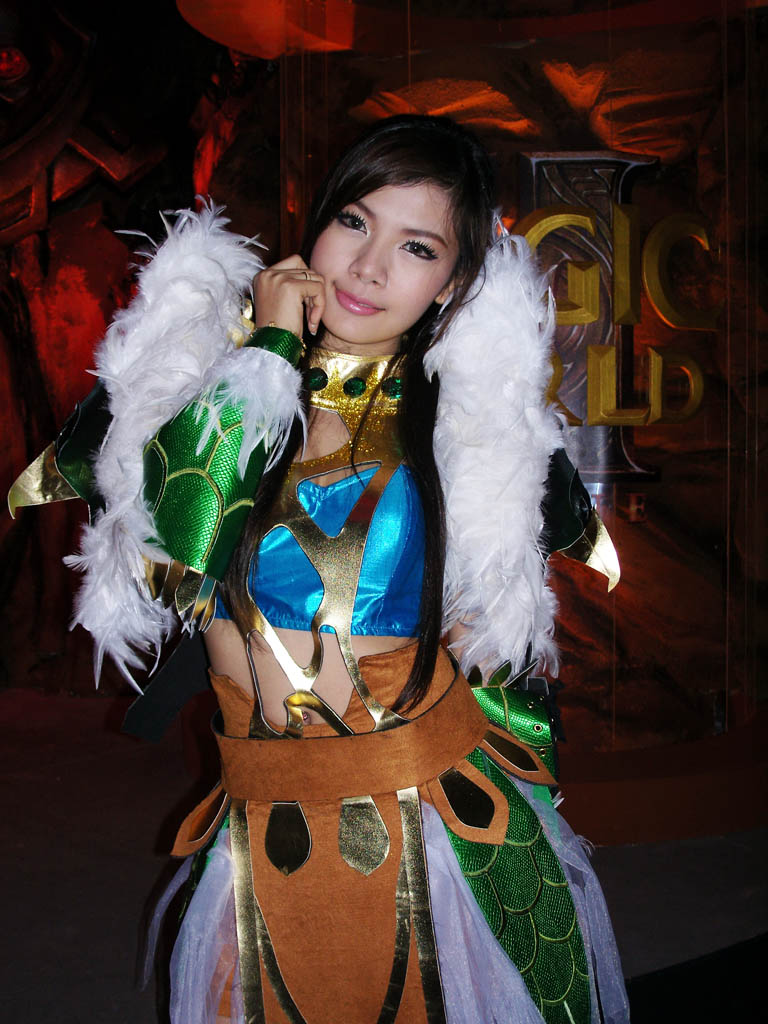 สาวๆพริตตี้เกมส์-ไอที จากงาน BIG FES 2011