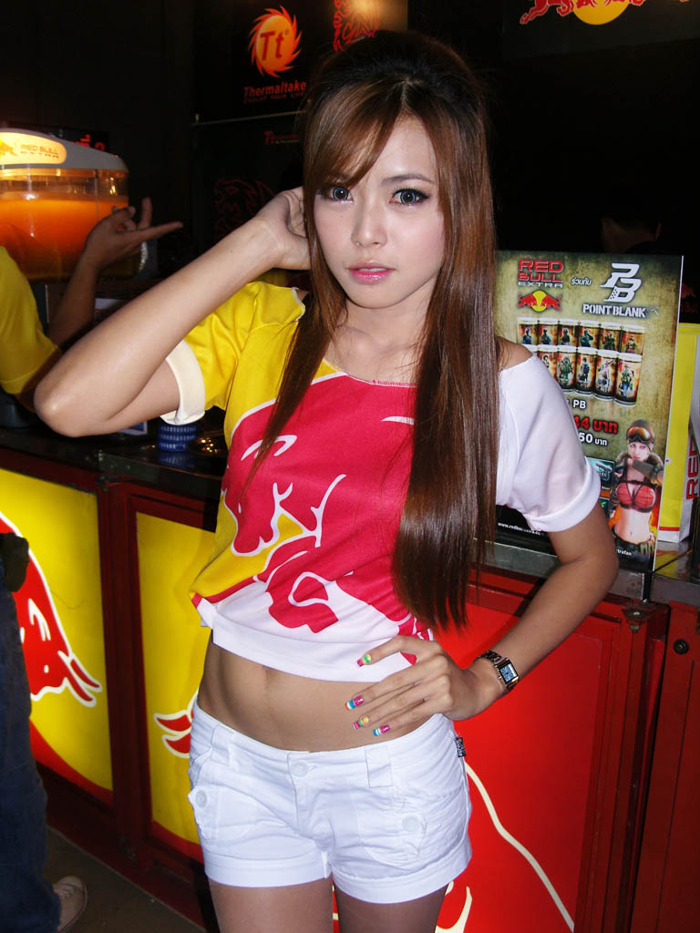 สาวๆพริตตี้เกมส์-ไอที จากงาน BIG FES 2011