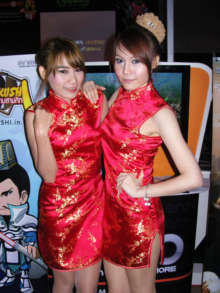 สาวๆพริตตี้เกมส์-ไอที จากงาน BIG FES 2011