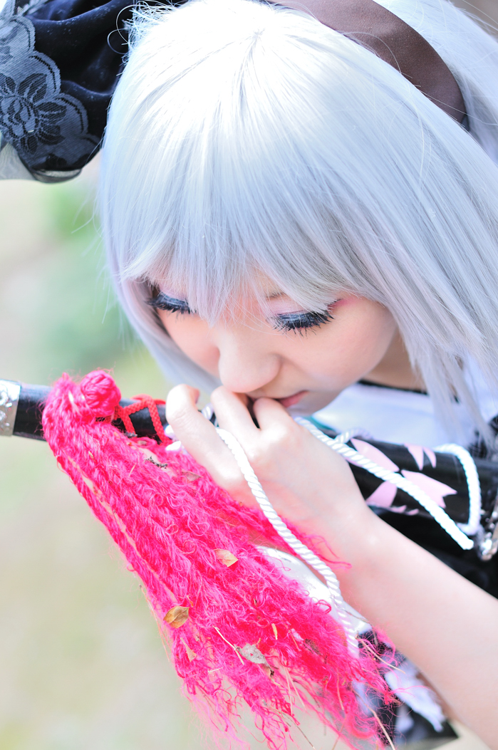 สาวคอสเพลย์จากการ์ตูนเรื่อง Touhou Project