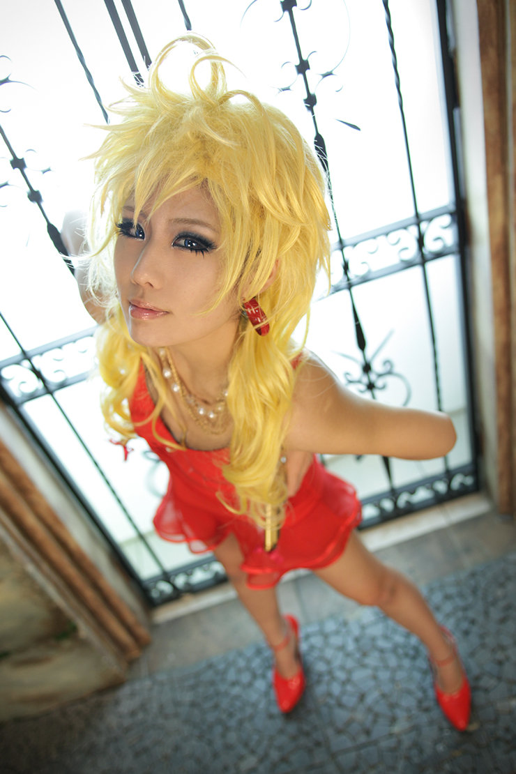 สาวๆ เกาหลีในชุดคอสเพลย์หลากสไตล์