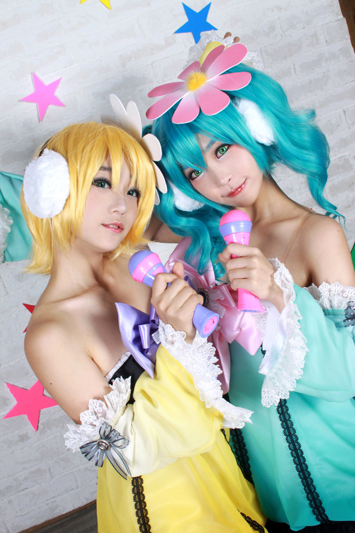 สาวๆ เกาหลีในชุดคอสเพลย์หลากสไตล์