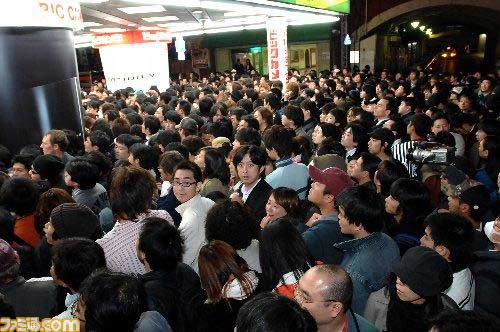 บรรยากาศวันวางจำหน่าย PS3 วันแรก [News]