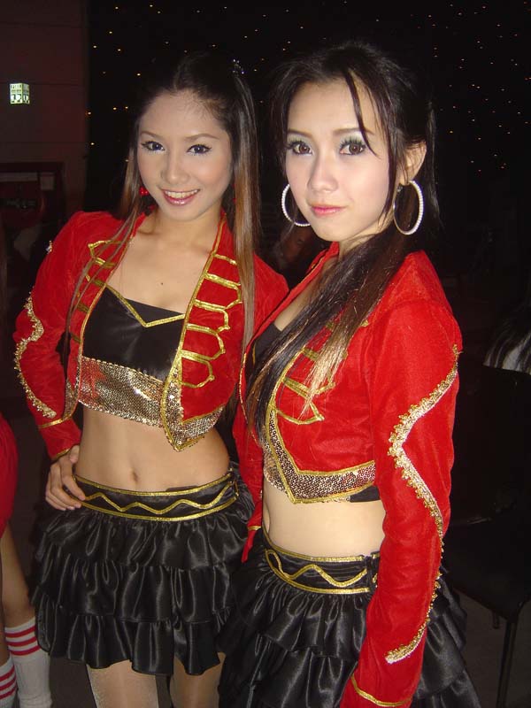 รวมภาพพริตตี้และคอสเพลย์ ประจำงาน BIG 2009