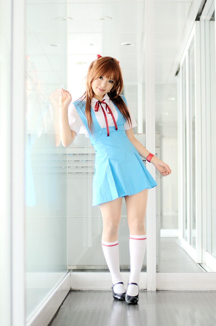 สาวน่ารักในชุดคอสเพลย์ Asuka จาก Evangelion