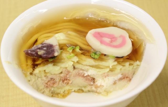 ราเมนเค้ก