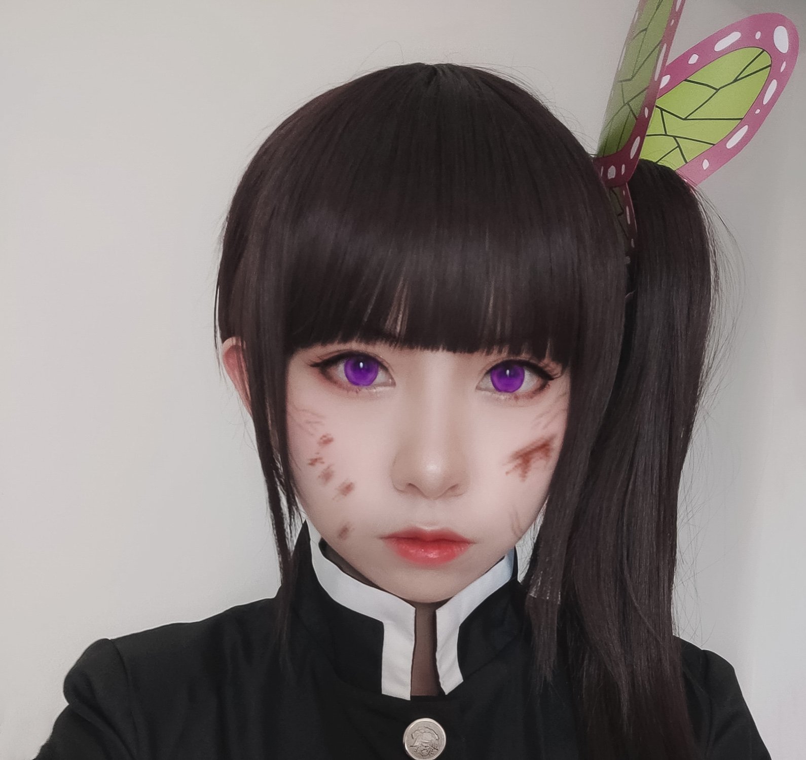 ชมคอสเพลย์ตัวละคร สึยุริ คะนะโอะ หรือ ซึยูริ คานาโอะ Tsuyuri Kanao ในดาบพิฆาตอสูร หรือ Demon Slayer: Kimetsu no Yaiba