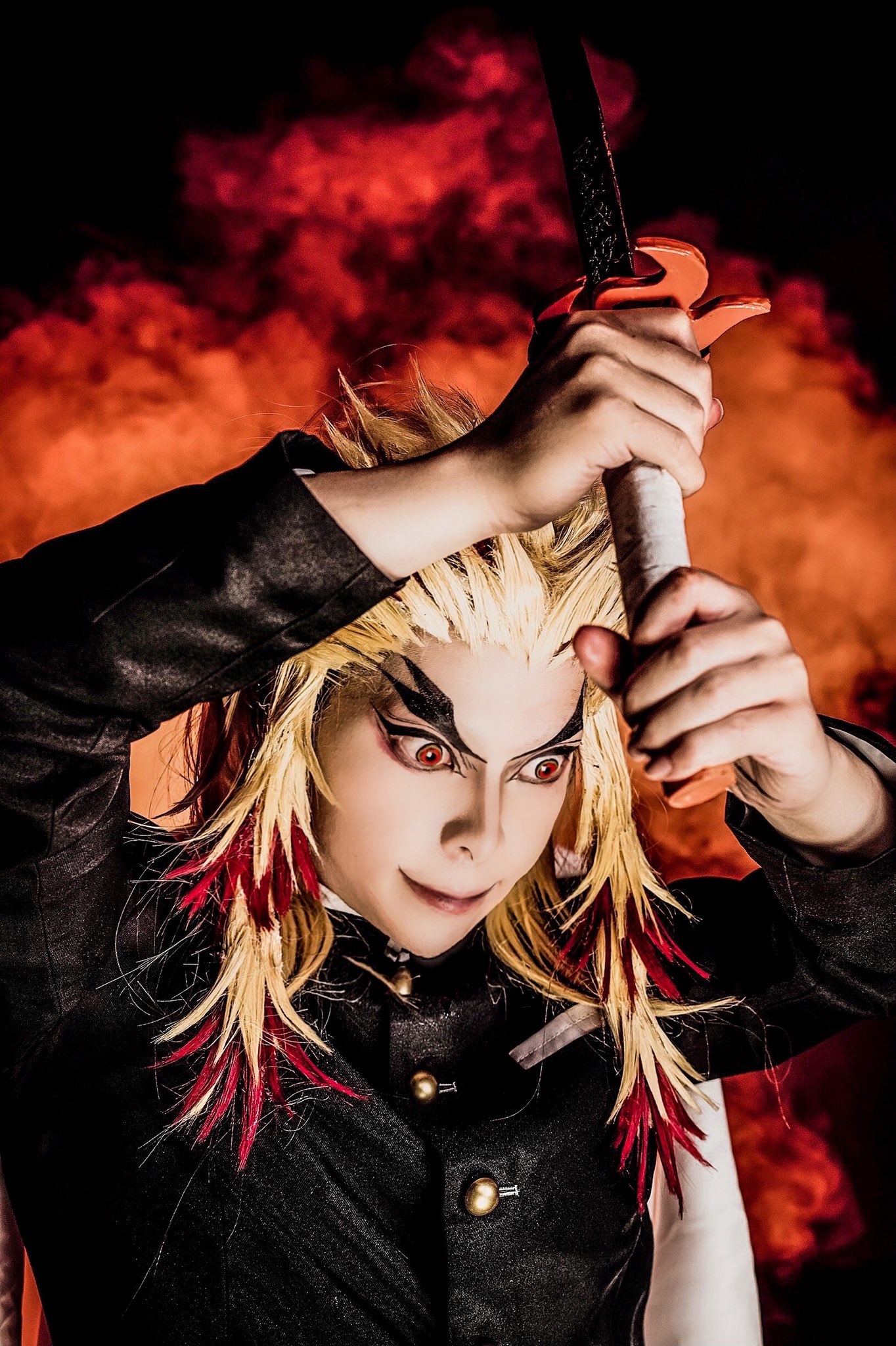 คอสเพลย์ เคียวจูโร่ ใน Kimetsu no Yaiba ดาบพิฆาตอสูร จาก yuki_kurogiri