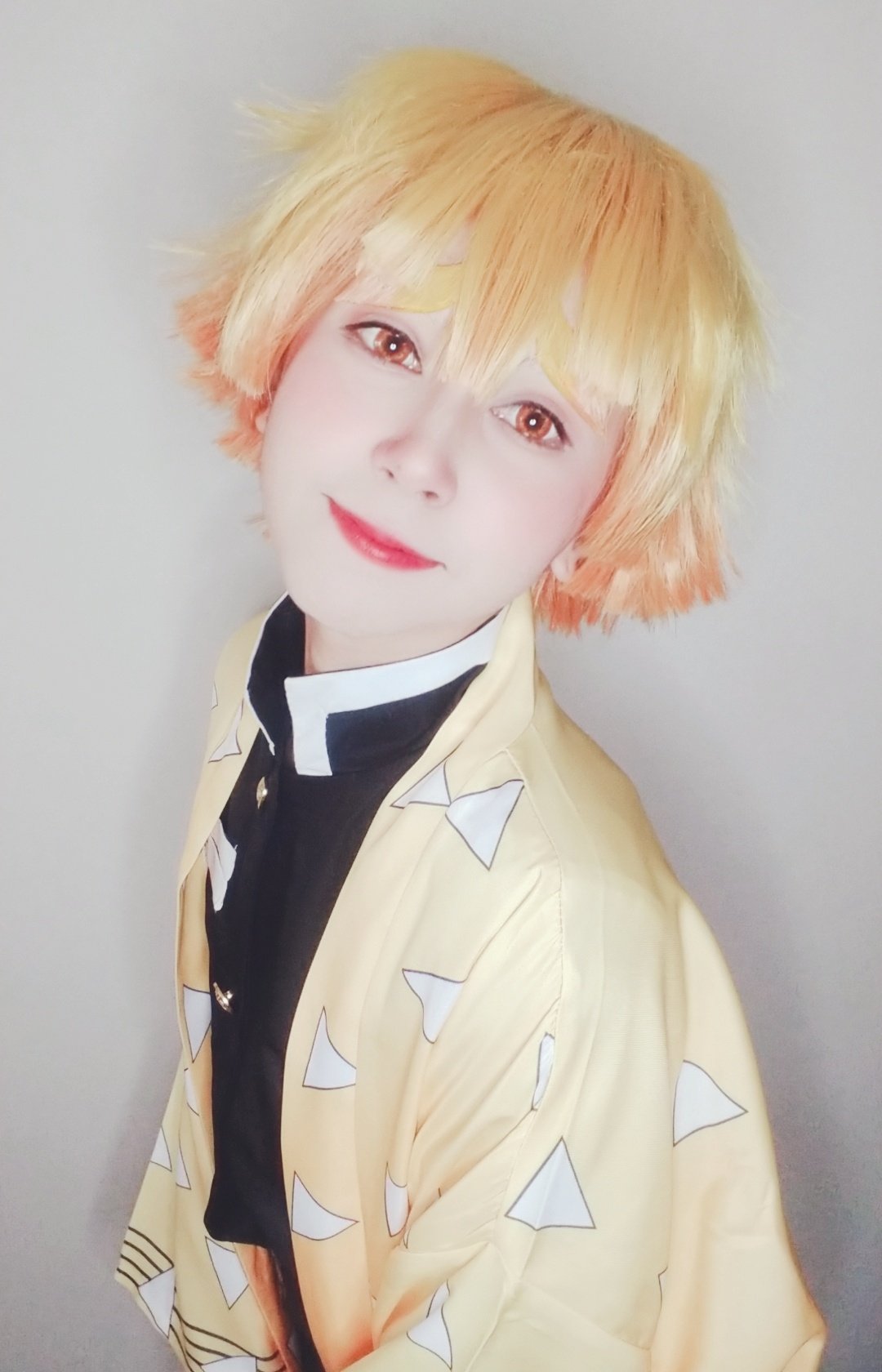 คอสเพลย์ เซ็นอิตสึ ใน Kimetsu no Yaiba ดาบพิฆาตอสูร จาก smolstar_kawaii
