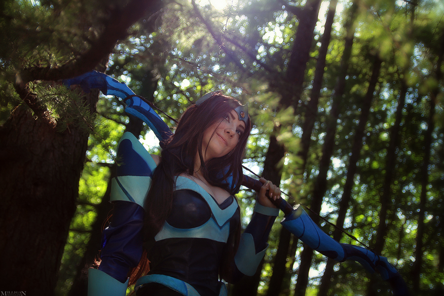 คอสเพลย์ Mirana จากเกม DOTA 2 จาก MilliganVick