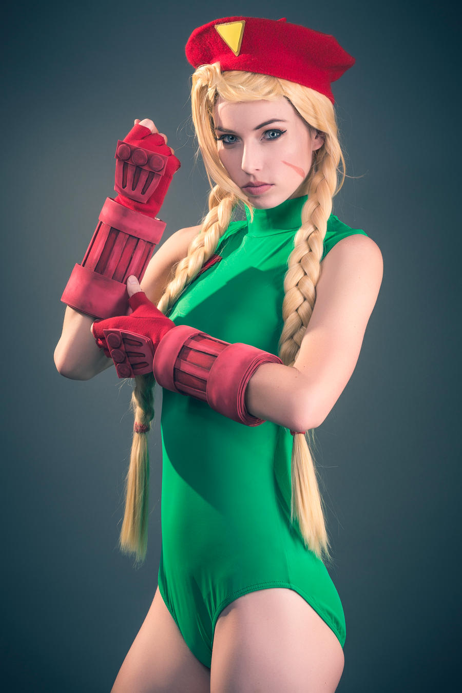 คอสเพลย์ตัวละคร Cammy White จากเกม Street Fighter MeganCoffey