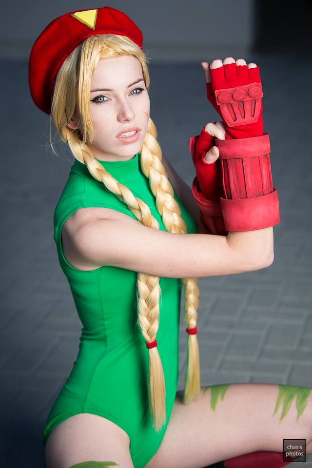 คอสเพลย์ตัวละคร Cammy White จากเกม Street Fighter MeganCoffey