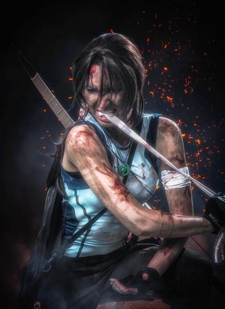 คอสเพลย์ Lara Croft ในเกม Tomb Raider จาก Gnu_Official_