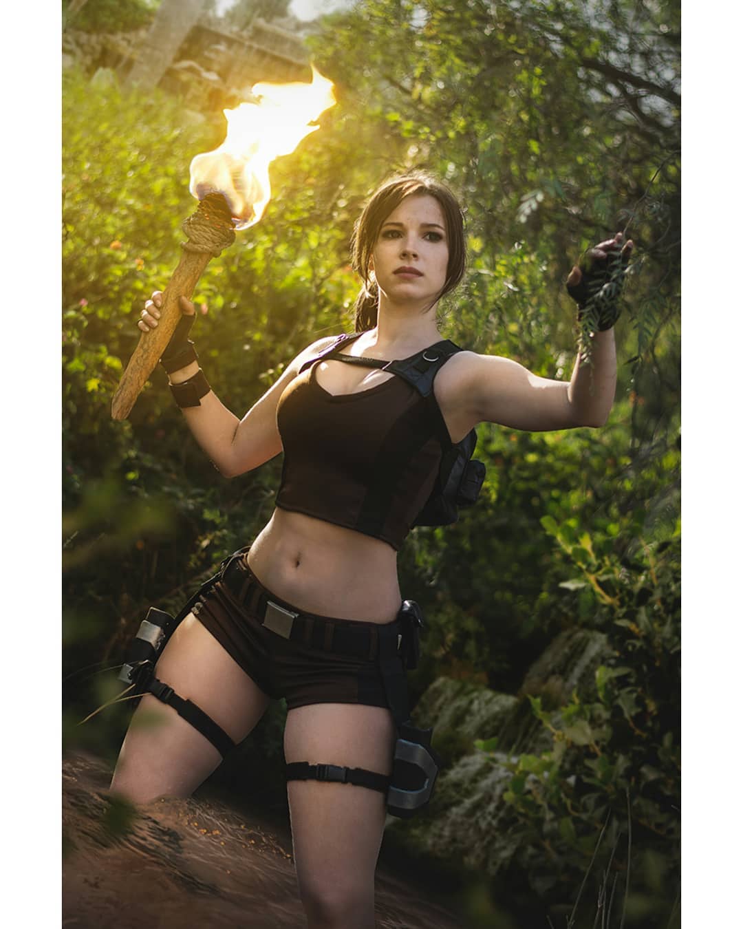 คอสเพลย์ Lara Croft ในเกม Tomb Raider จาก enjinight