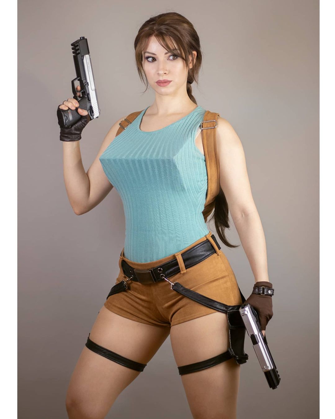 คอสเพลย์ Lara Croft ในเกม Tomb Raider จาก enjinight