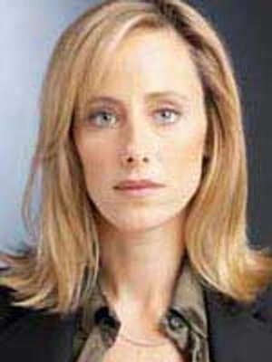 Kim Raver