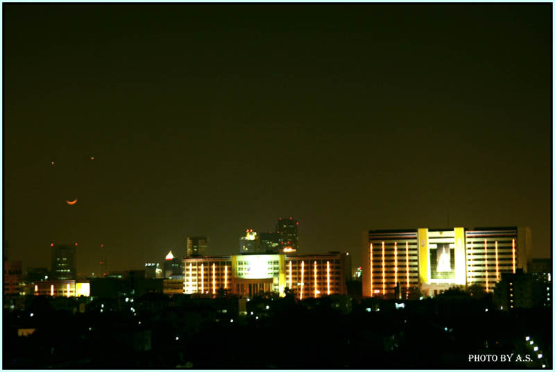 คลิกชมภาพต่อไป