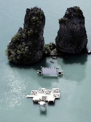 โรงหนังลอยน้ำ เกาะกูดู ประเทศไทย