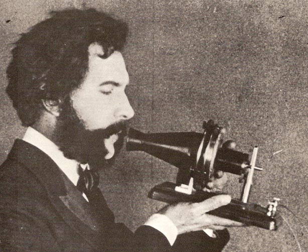 โทรศัพท์เครื่องแรกของโลก