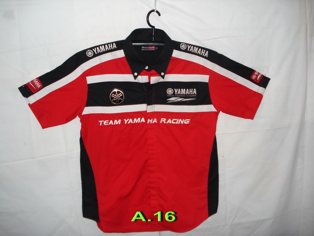 สนใจสั่งตัดเสื้อผ้า