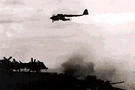 ฝูงบินรบกามิกาเซ่ของญี่ปุ่นลอบโจมตีเพิร์ล ฮาร์เบอร์ฐานทัพของสหรัฐฯ